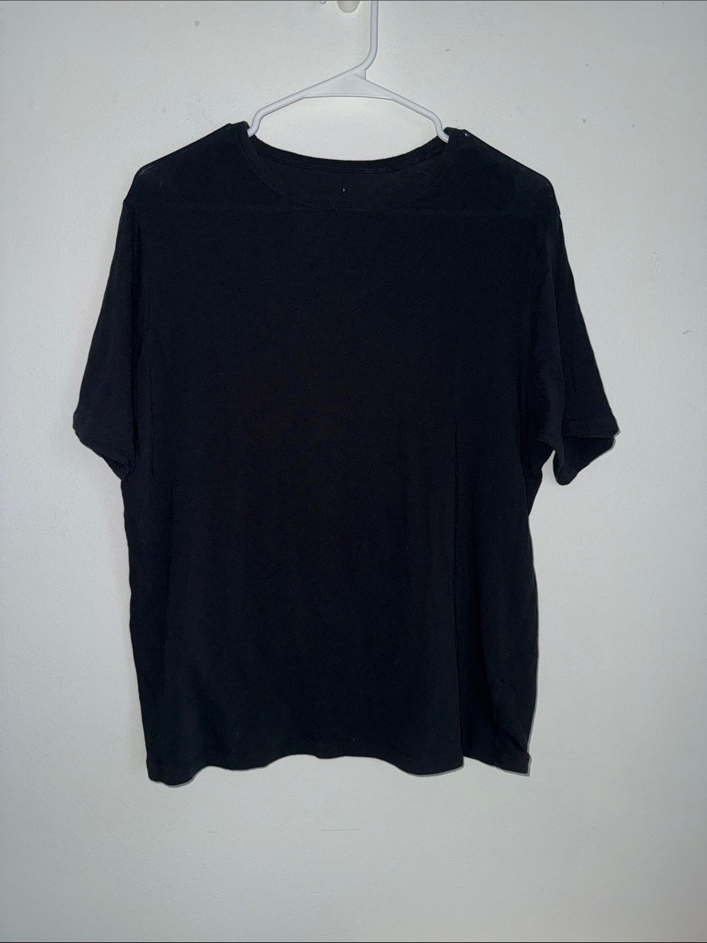 100% Cotton Everlane Air Tee